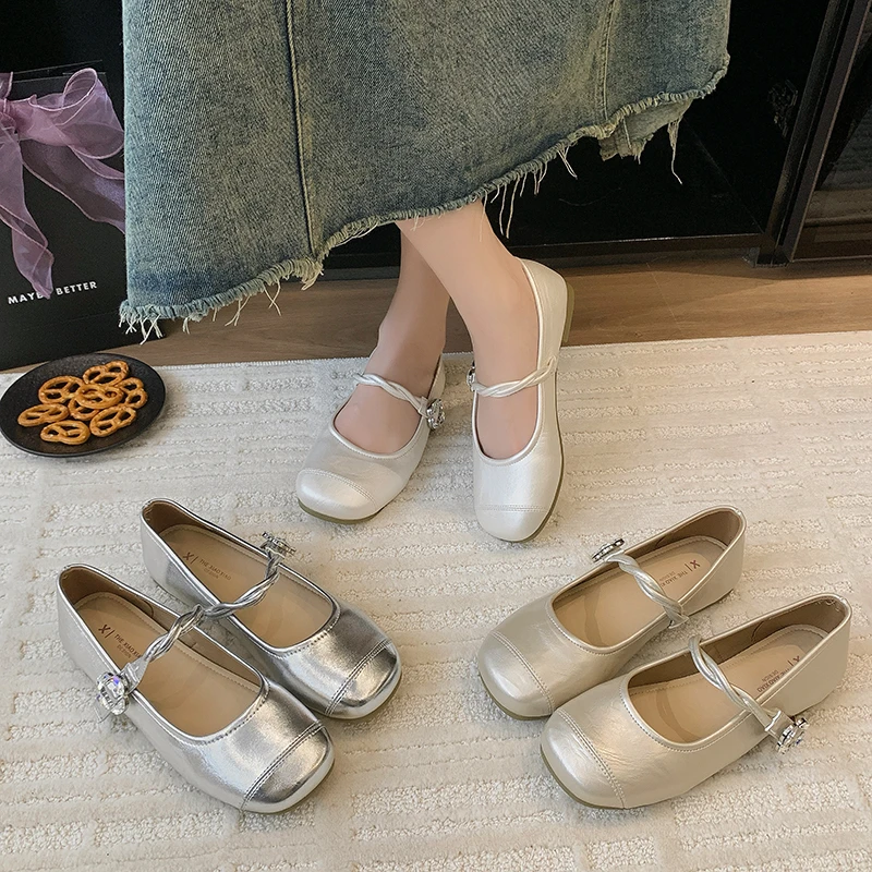 法式复古玛丽珍鞋女2025春夏季新款百搭单鞋浅口小皮鞋豆豆鞋D