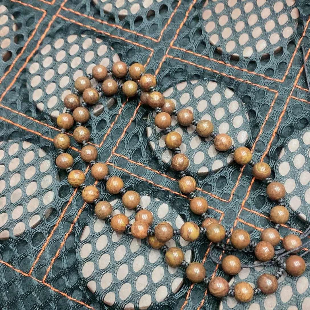 泗滨砭石手编链子