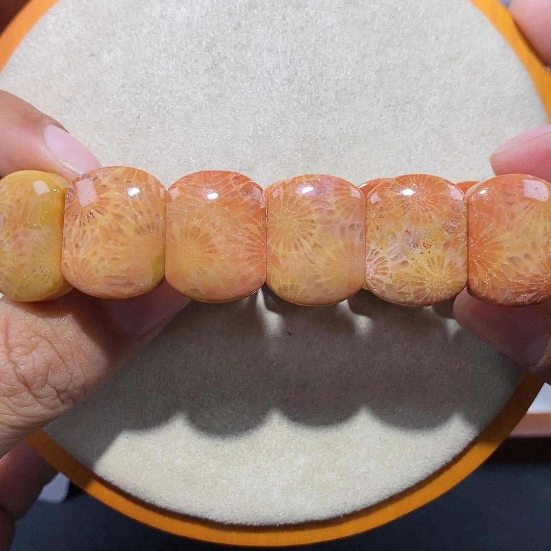 硅化珊瑚（珊瑚玉）手串未镶嵌向日葵65