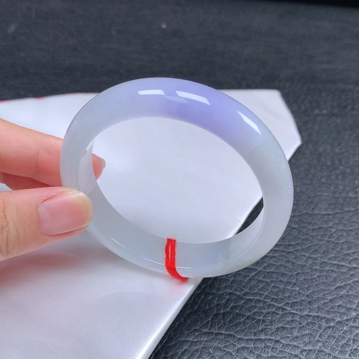 翡翠未镶嵌手镯