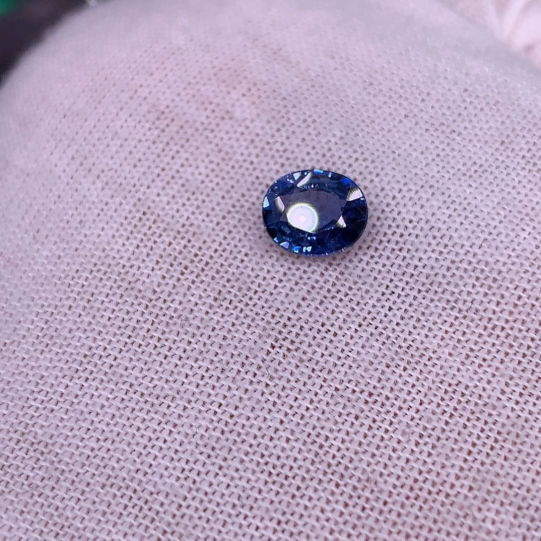 蓝宝石裸石99878999878