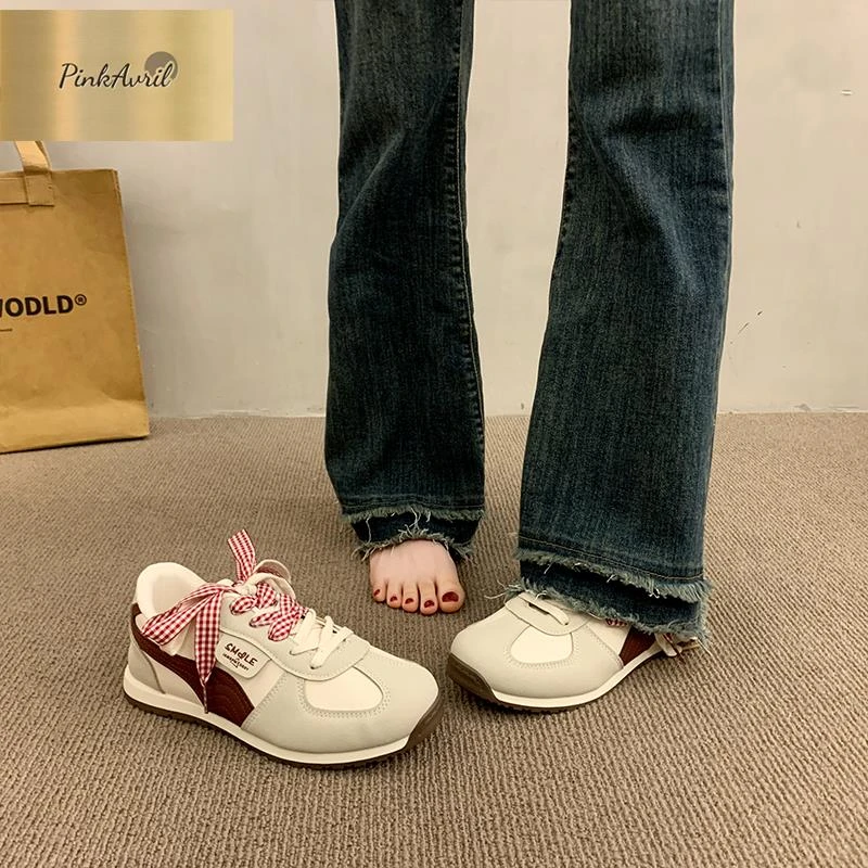 PinkAvril平底小众板鞋女德训阿甘鞋2025超火新款春秋季休闲运动