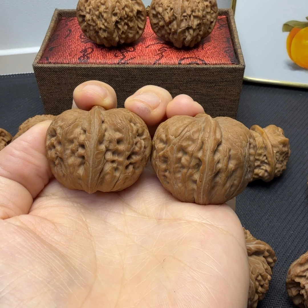 文玩核桃把件元宝38