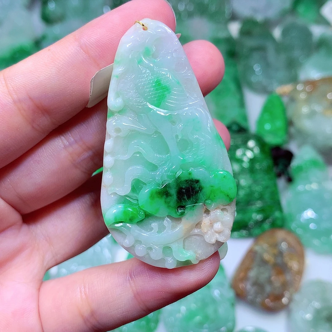 翡翠未镶嵌吊坠(不含链)