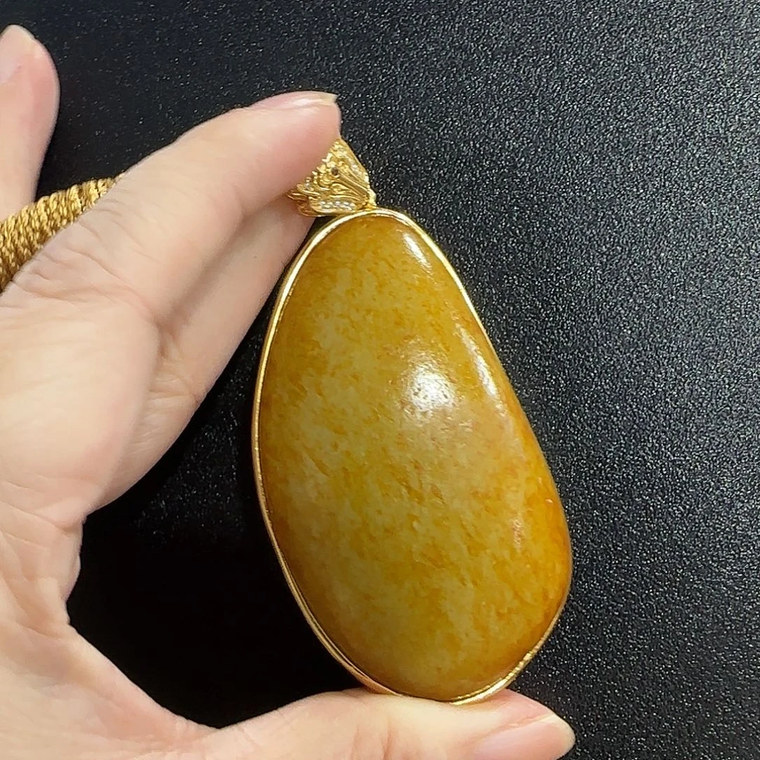 和田玉未镶嵌挂件