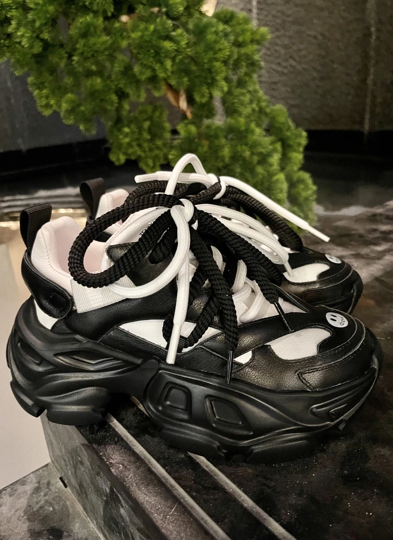 殴货休闲新款真皮厚底松糕增高显瘦港风时尚百搭炸街春季老爹鞋