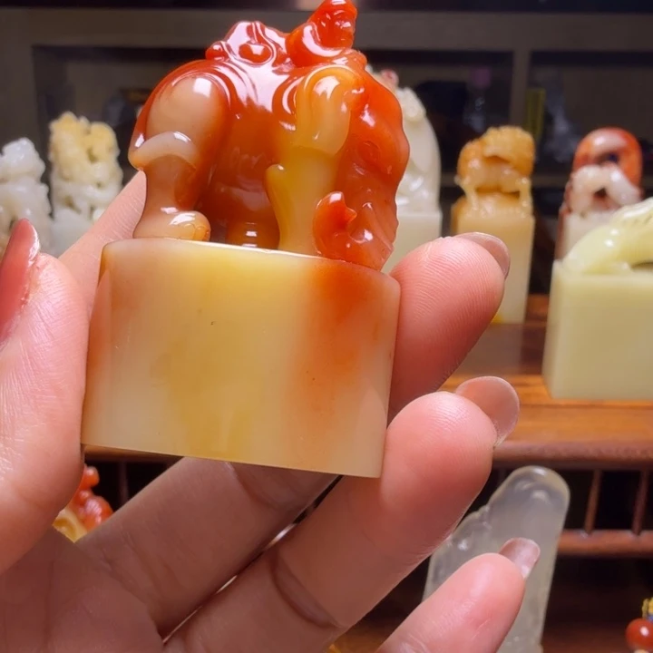 泥塑连***法寿山芙蓉石大象钮章