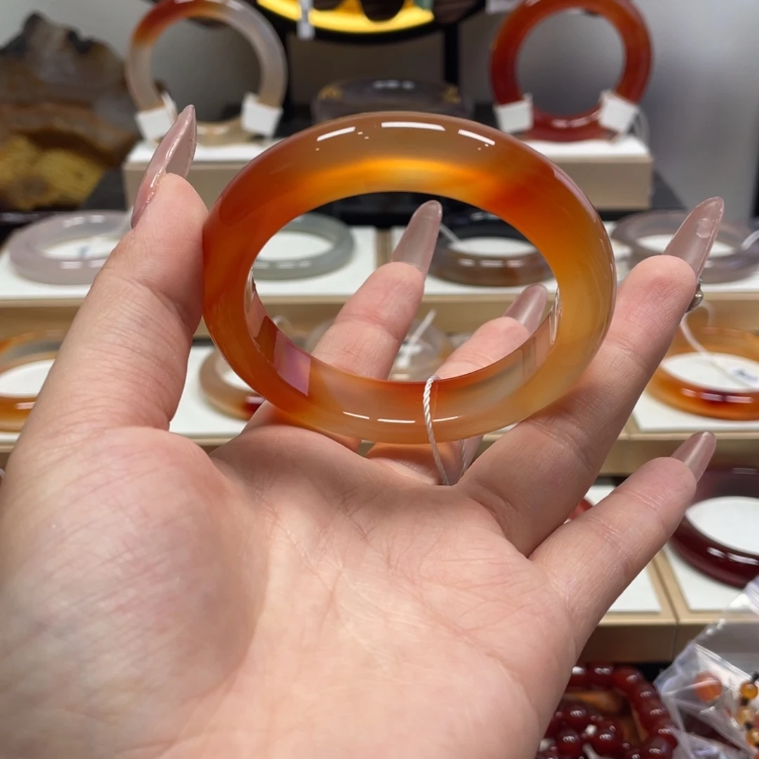 玛瑙/玉髓未镶嵌手镯