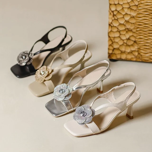 2025夏季爆款轻奢气质山茶花凉鞋女配裙子细跟一字带高级跟鞋小众