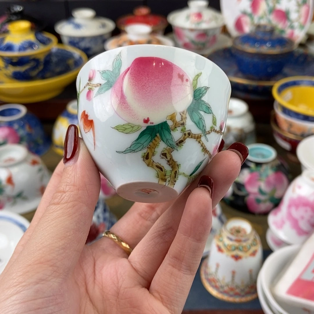 陶瓷艺术家的作品是一种非常高兴的