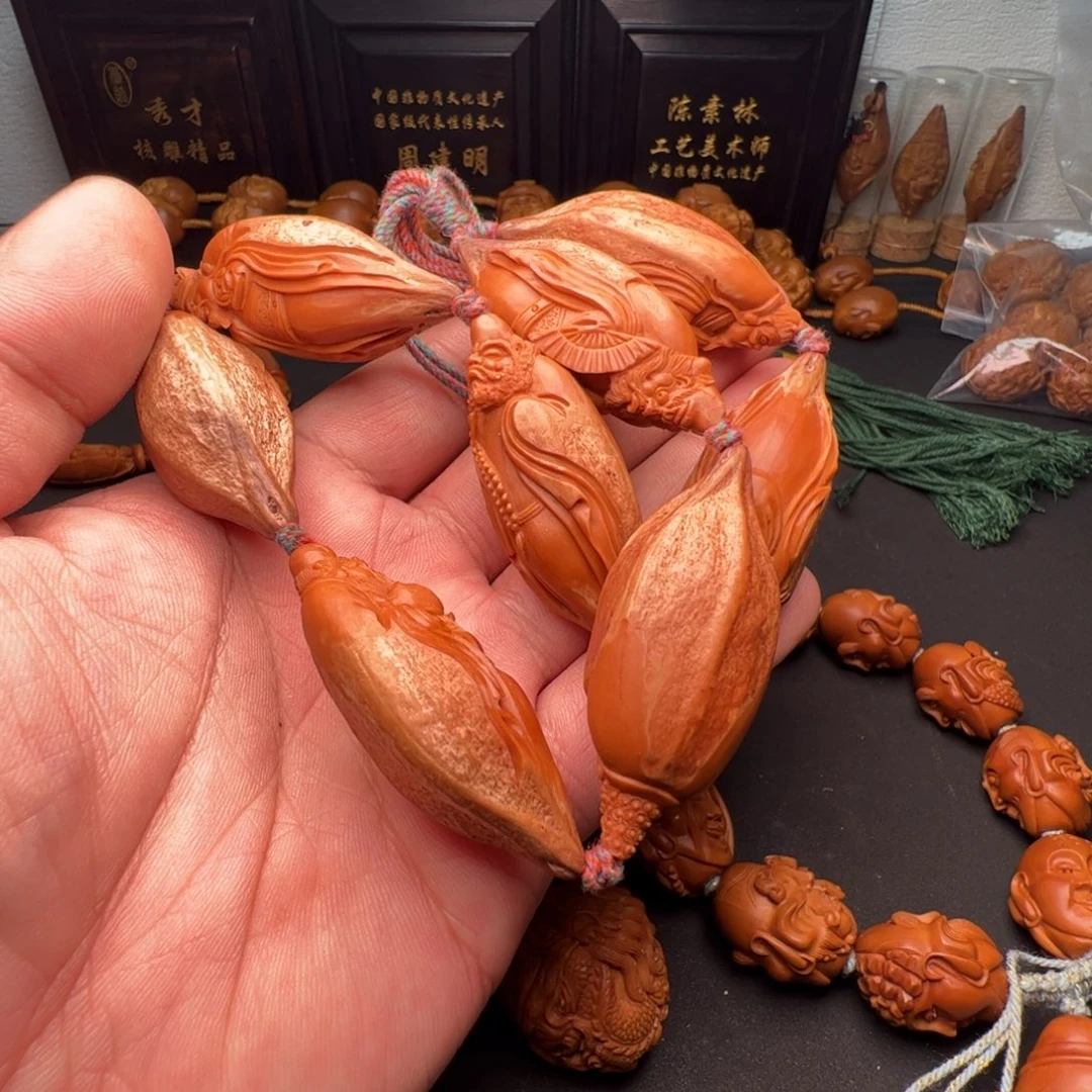 周***龙橄榄核手串/手链橄榄核雕刻的作品