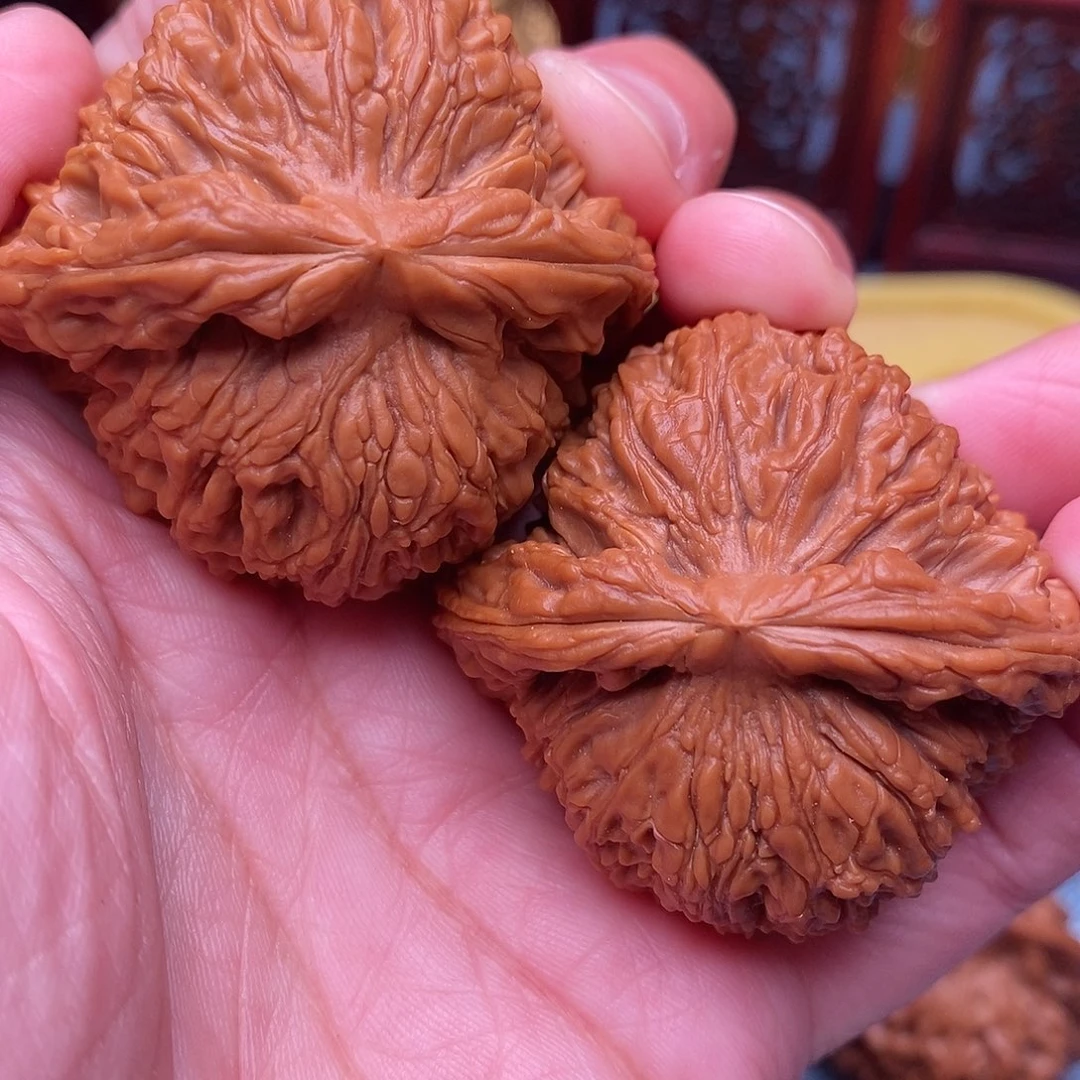 文玩核桃把件毕业全品粗棱红皮南疆石45尺