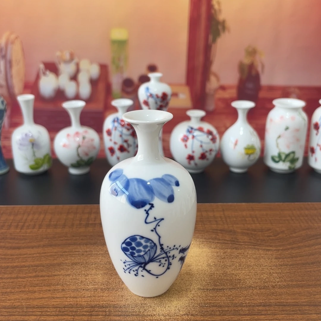 景德镇小花瓶等着你