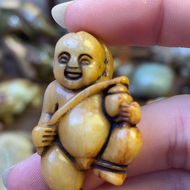 未镶嵌和田玉（糖玉）挂件
