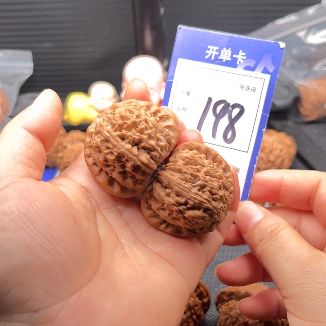 文玩核桃把件41白狮子 198