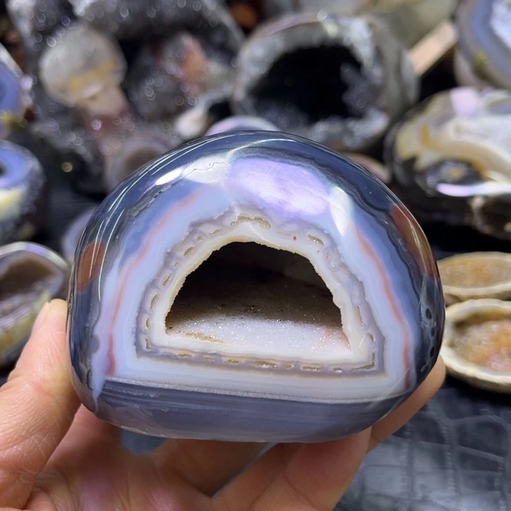 未镶嵌水晶珠宝半成品彩晶洞