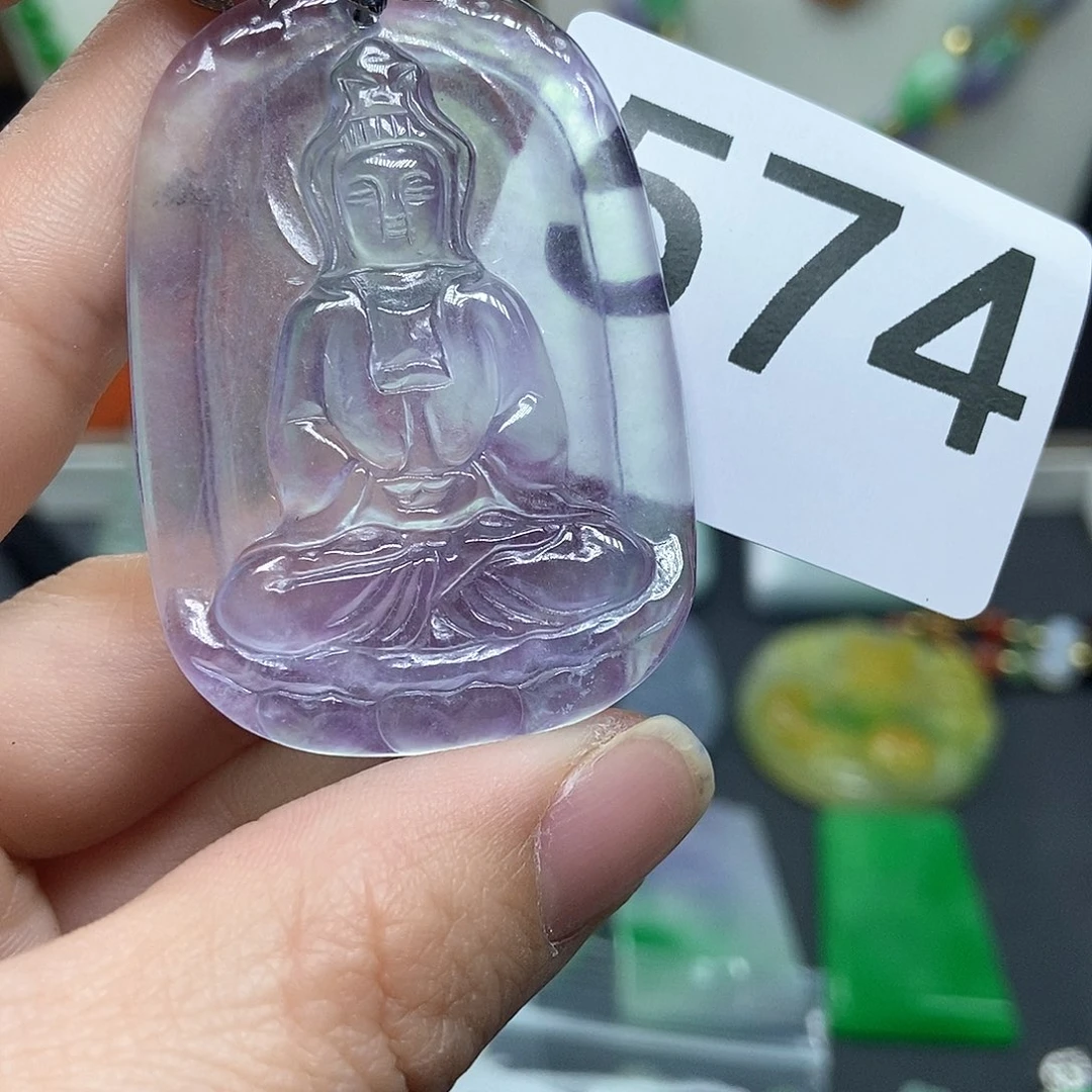 翡翠吊坠(赠链)未镶嵌