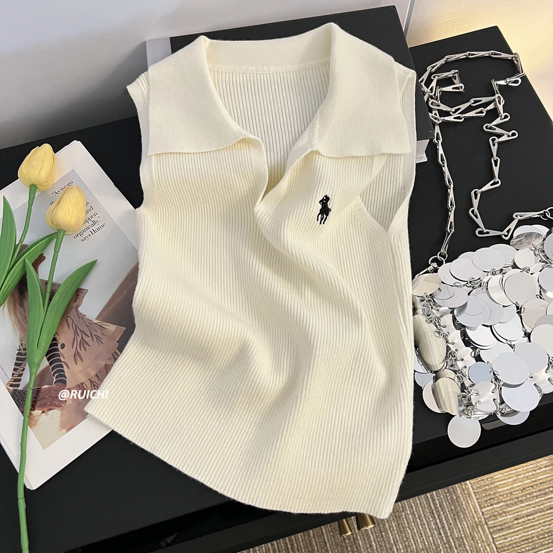 夏日温柔滤镜~翻领小马刺绣简约风吊带2025新款无袖打底衫女内搭