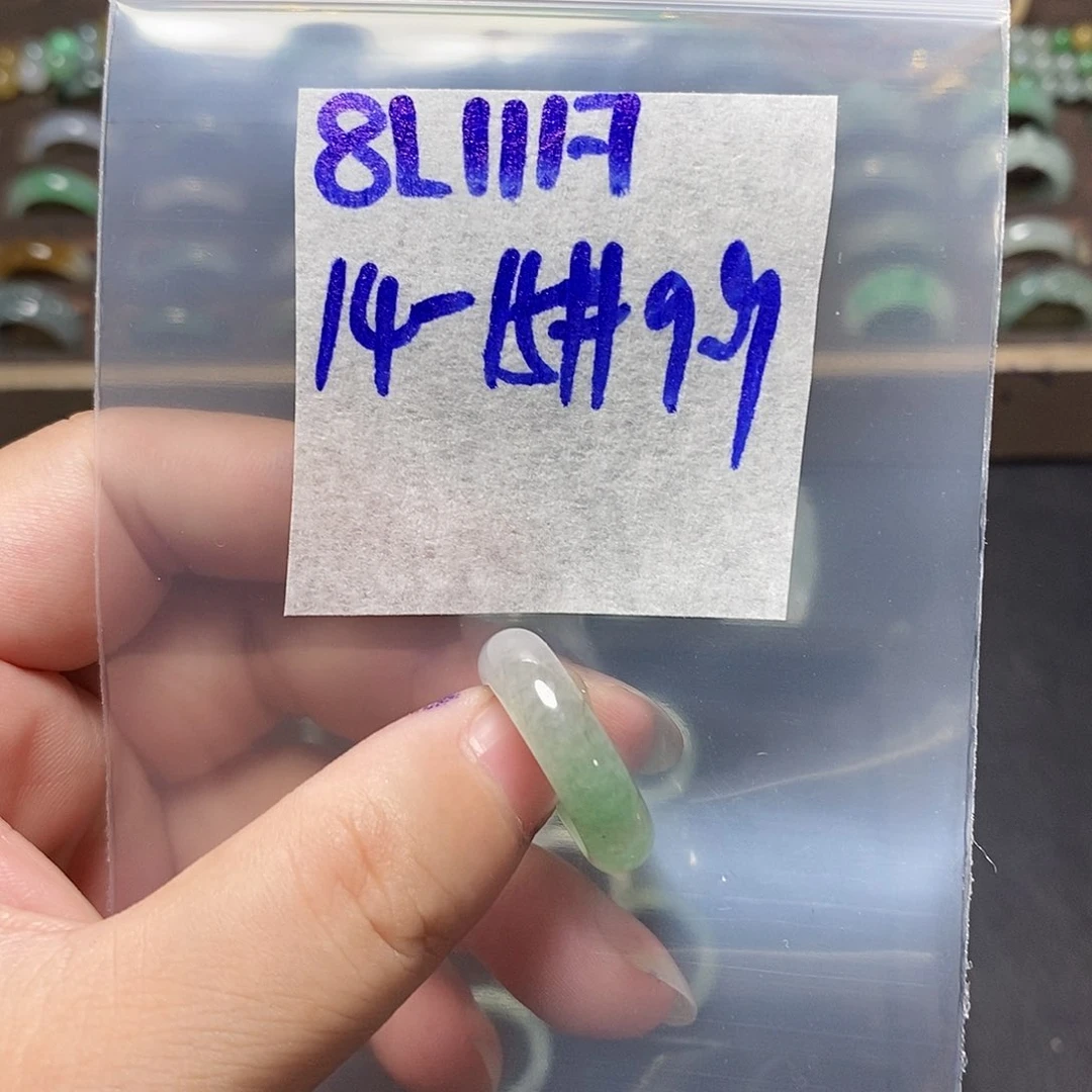 未镶嵌定制翡翠翡翠