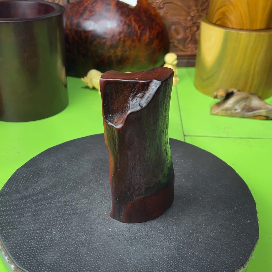 阿***温大果紫檀（缅甸花梨）