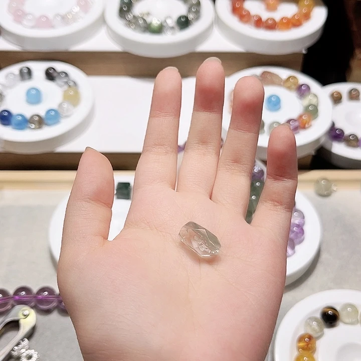 水晶手串未镶嵌天然水晶