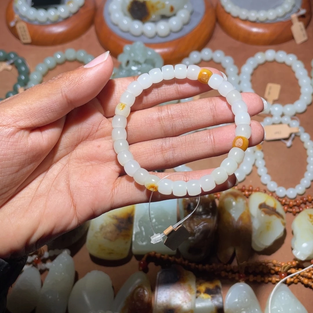 和田玉未镶嵌手链