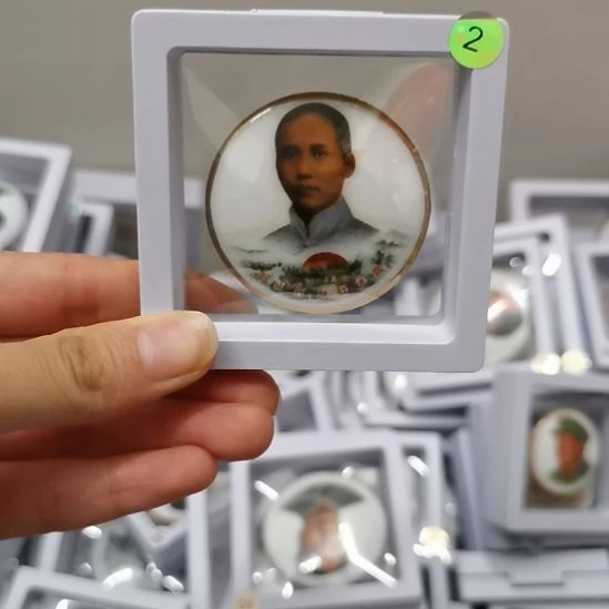 合金古**珍红藏纪念章1枚