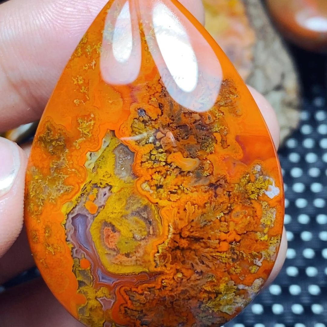 未镶嵌吊坠(不含链)玛瑙/玉髓?****?