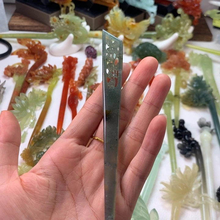 蛇纹石玉发饰未镶嵌咸****)