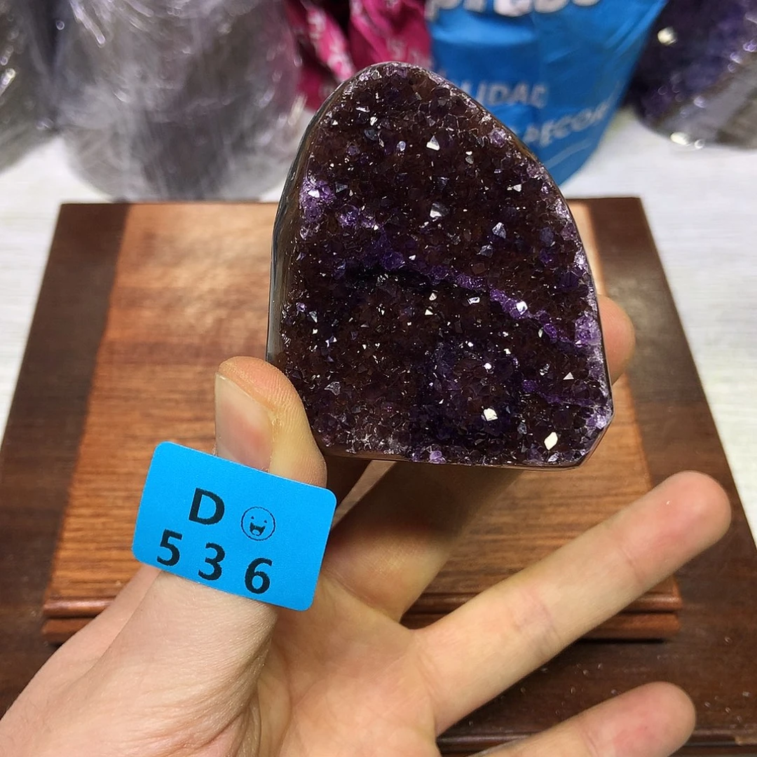 紫晶大型摆件（非配饰）未镶嵌