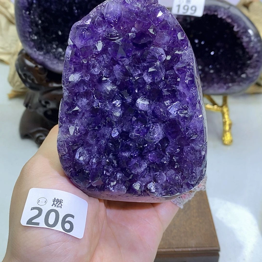 紫晶大型摆件（非配饰）未镶嵌