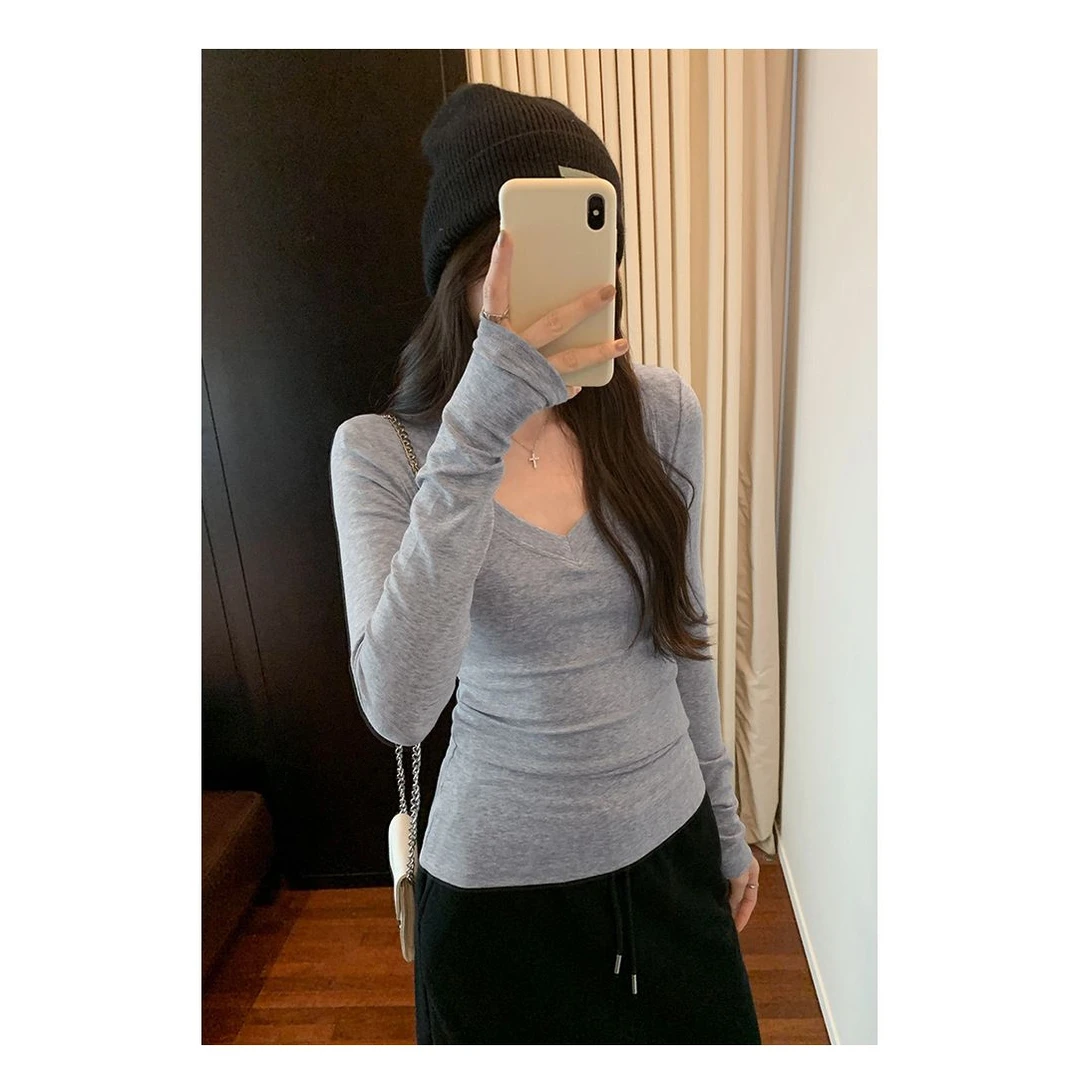 高级感显瘦V领正肩长袖t恤女春秋修身内搭打底衫辣妹紧身收腰上衣