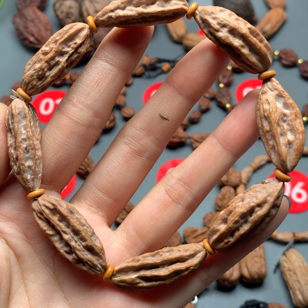 核桃30东北秋子瓜条手串