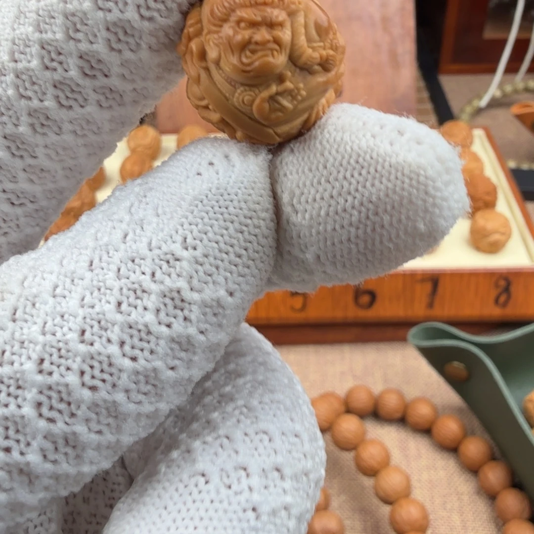 风***虹猴头核桃吊坠无妄冥主