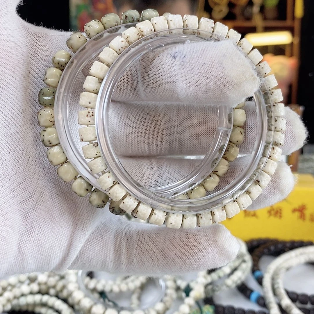 星月菩提手串無*星月菩提雕刻手串