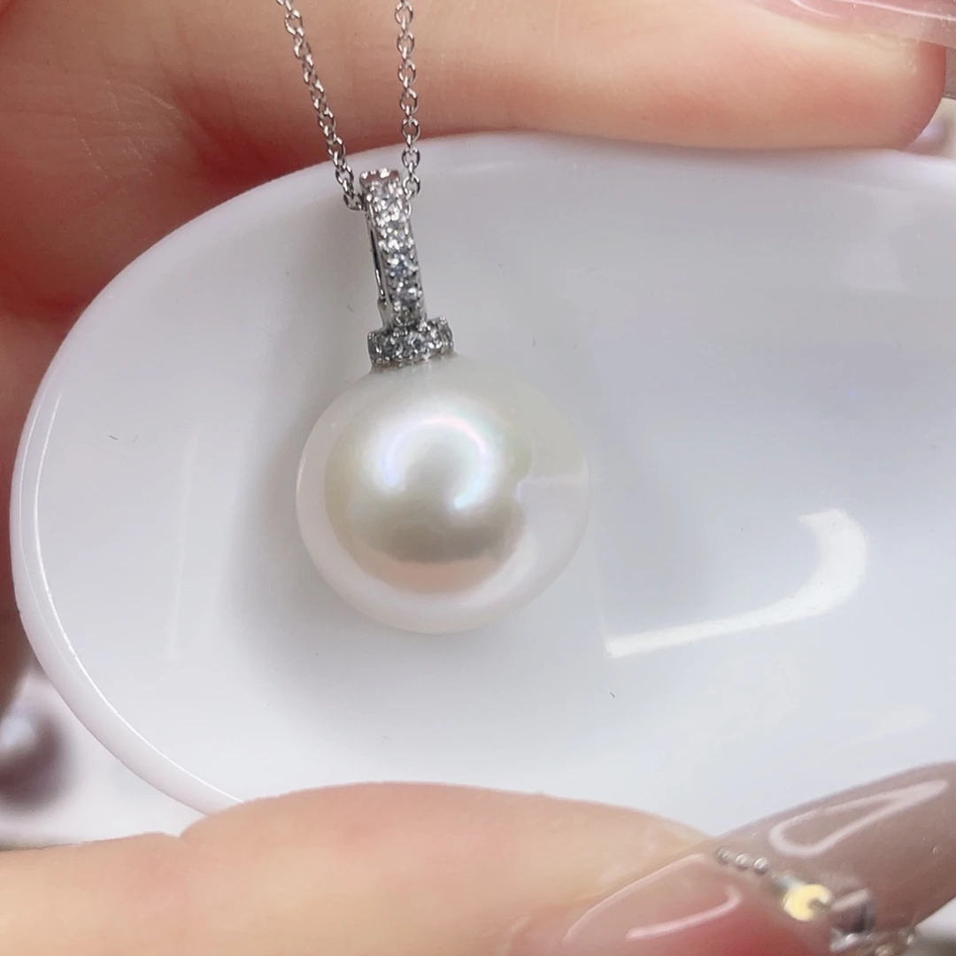 淡水珍珠吊坠(赠链)未镶嵌起***女