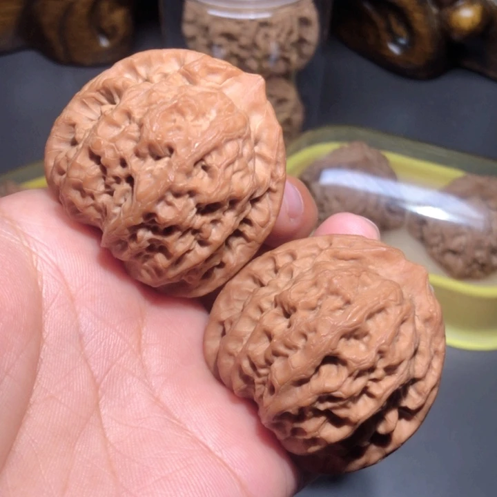 文玩核桃把件43.5佛度