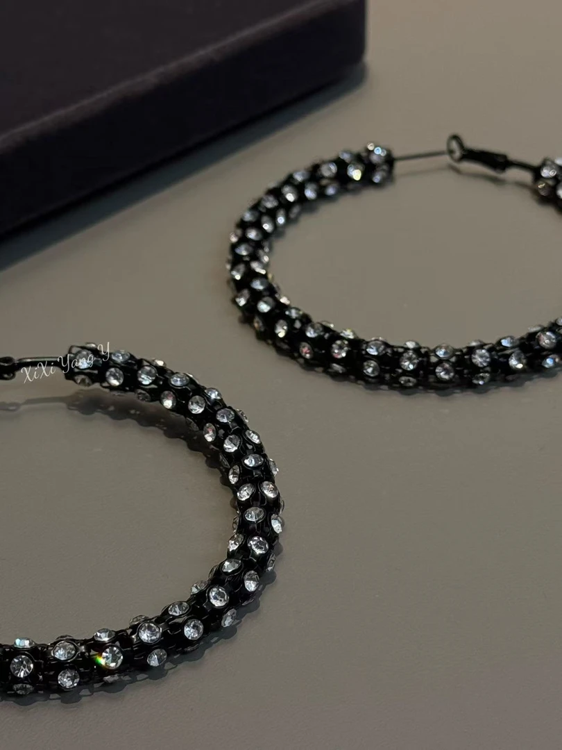 铜合金耳饰 XiXi Yang Y .“沦陷”小众ins设计黑色欧美时尚耳环