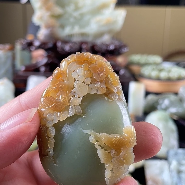 和田玉未镶嵌挂件