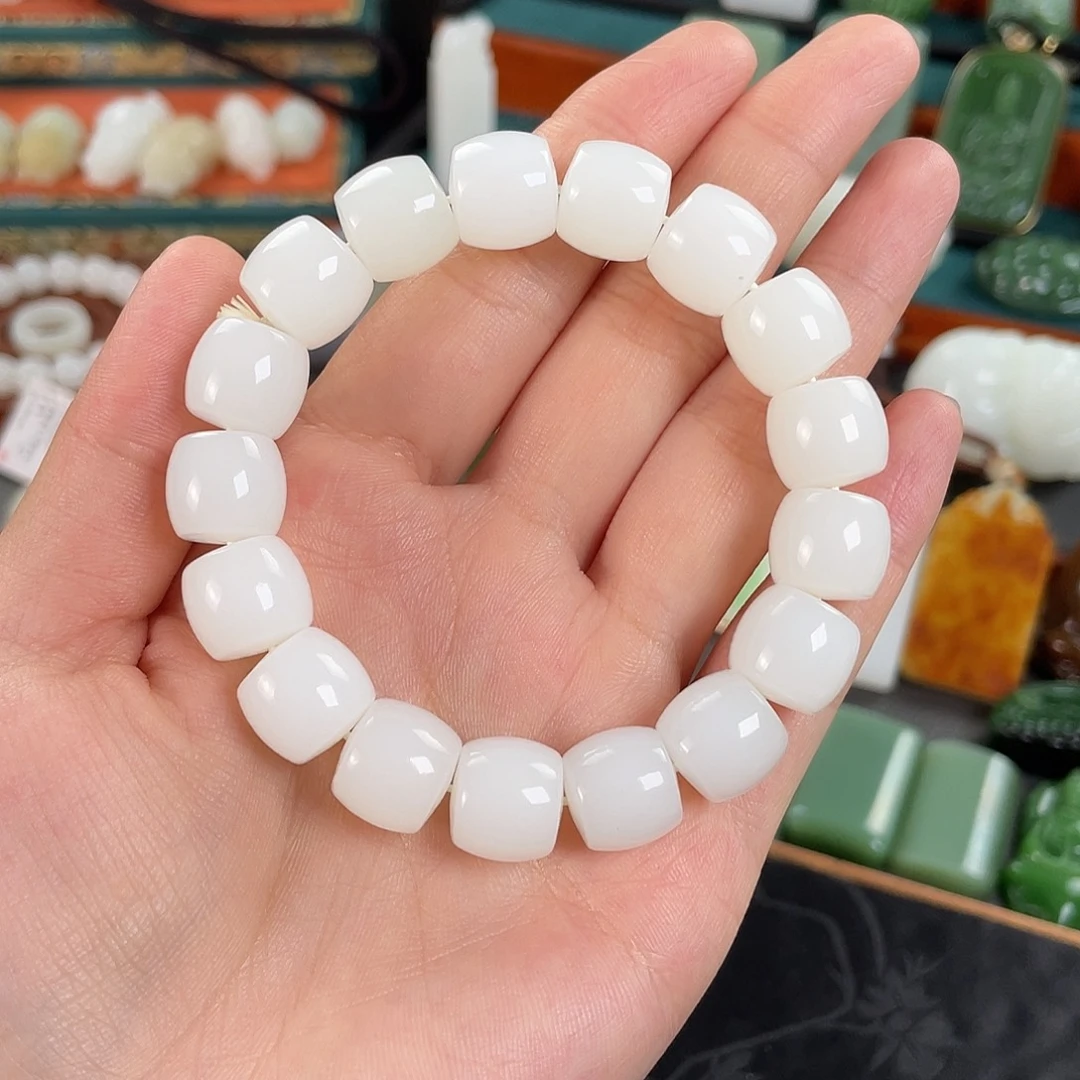 和田玉未镶嵌手串