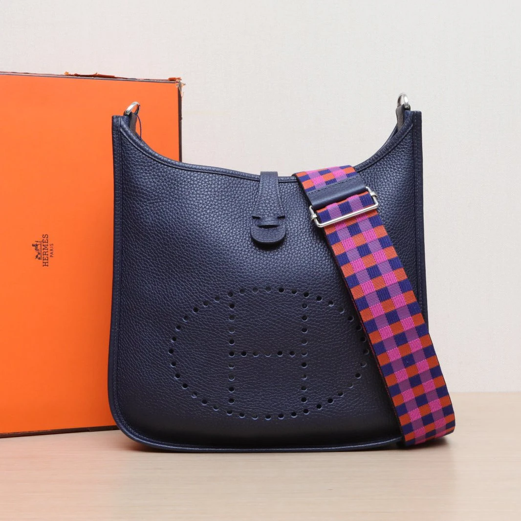99新 Hermes/爱马仕 小花柳 伊芙琳包 小号 午夜蓝 TC皮 U刻银扣