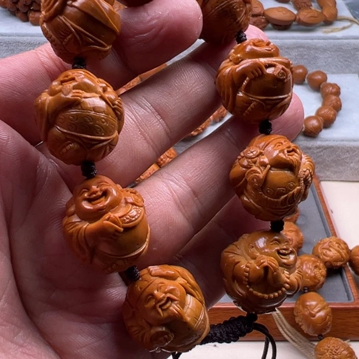夜***潇手串橄榄核橄榄核雕工艺制作