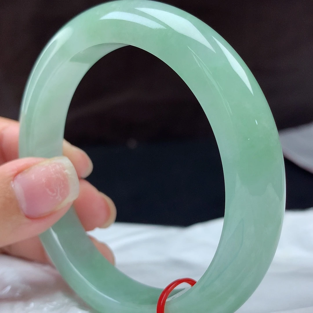 翡翠手镯未镶嵌96116，