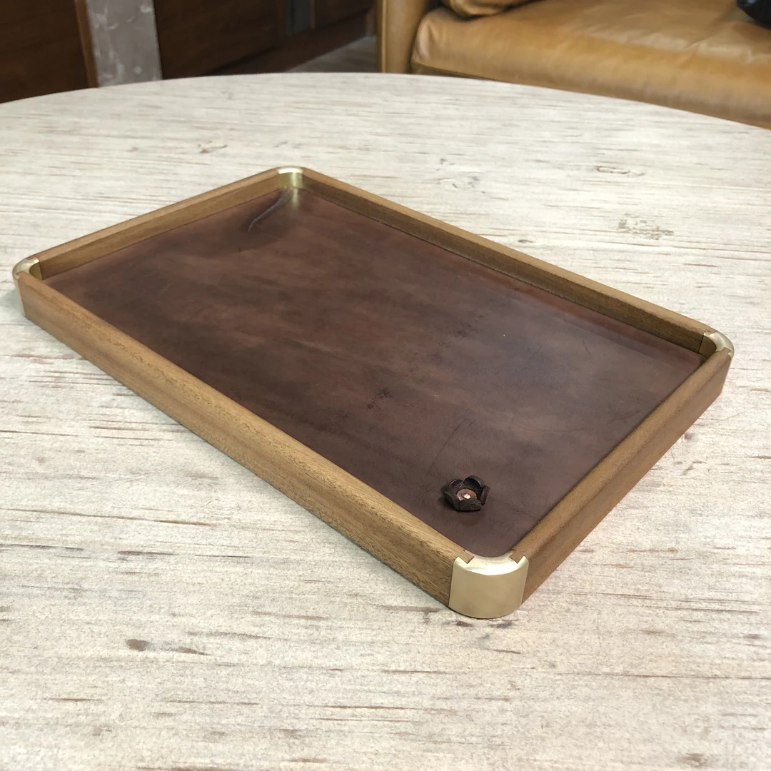 BORCH/博瑞奇牛皮手工花朵托盘皮盘桌面装饰摆件（09269）