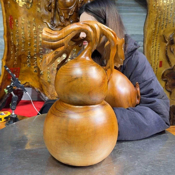 香樟木j****1长28厘米高48厘米