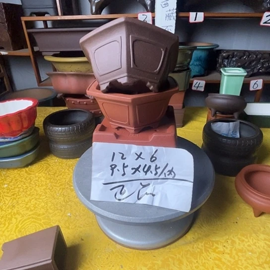 宜兴紫砂六方二个