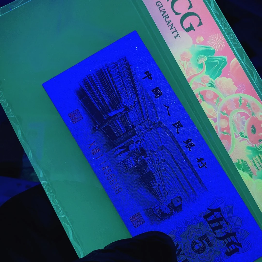 小*兽哈哈哈哈哈哈哈哈5698