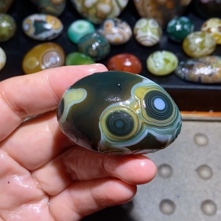 未镶嵌玛瑙/玉髓珠宝半成品143