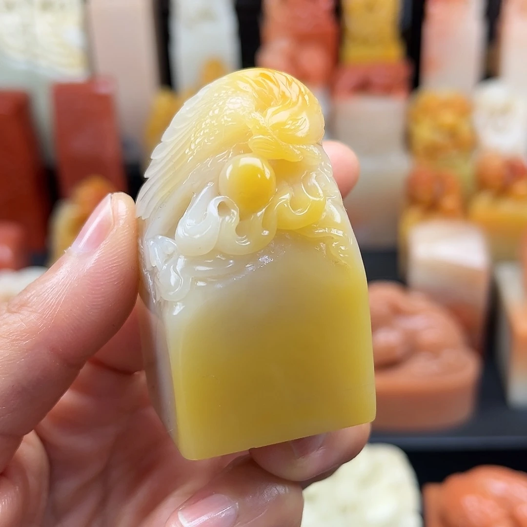 寿山石印石这种现象很明显了