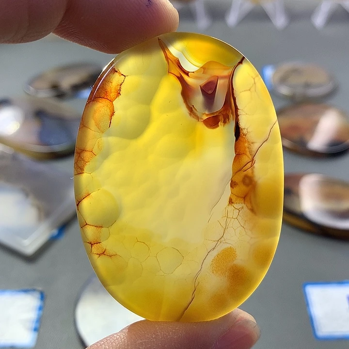 未镶嵌颈饰玛瑙/玉髓